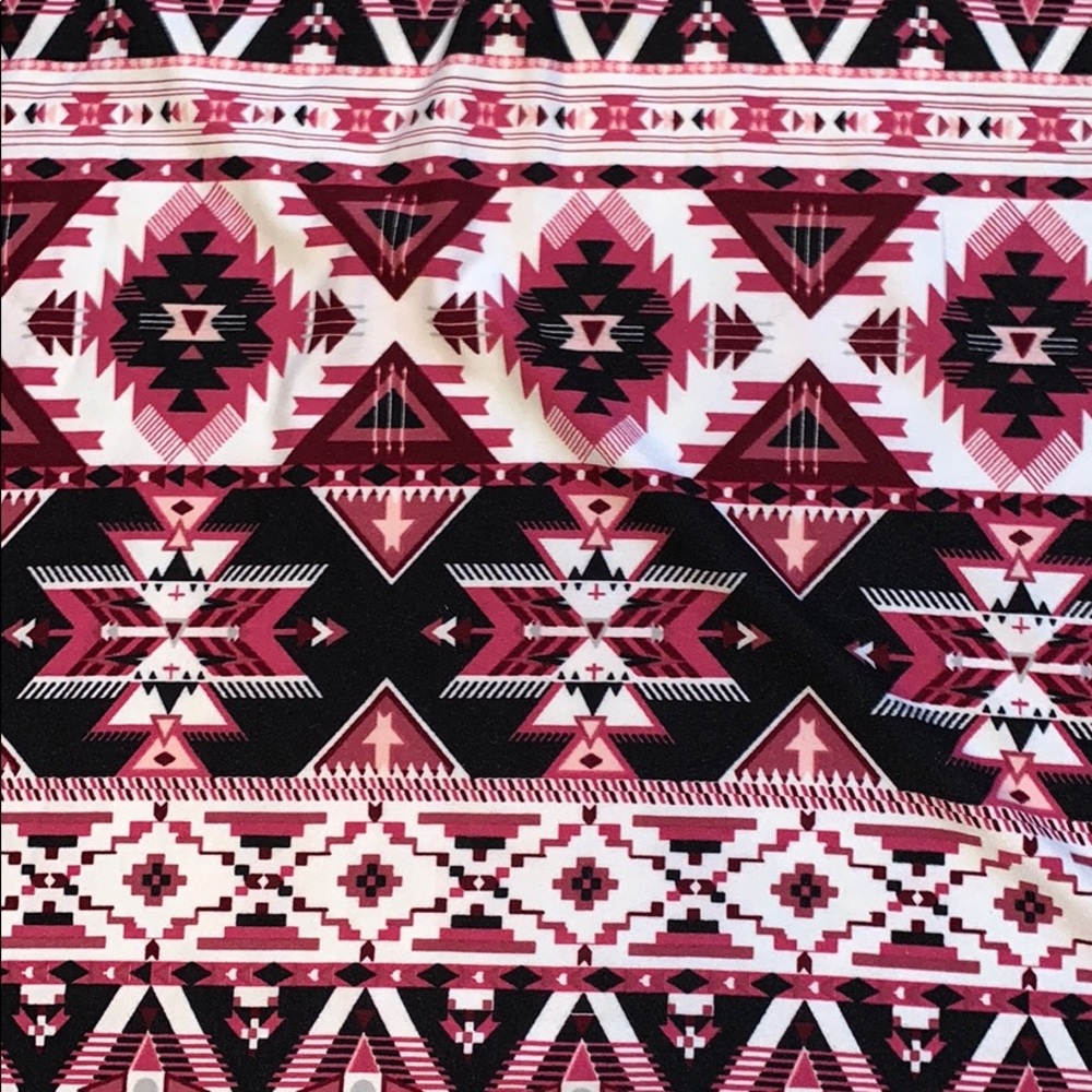 Patterned Comfy T - Picture 4 of 5